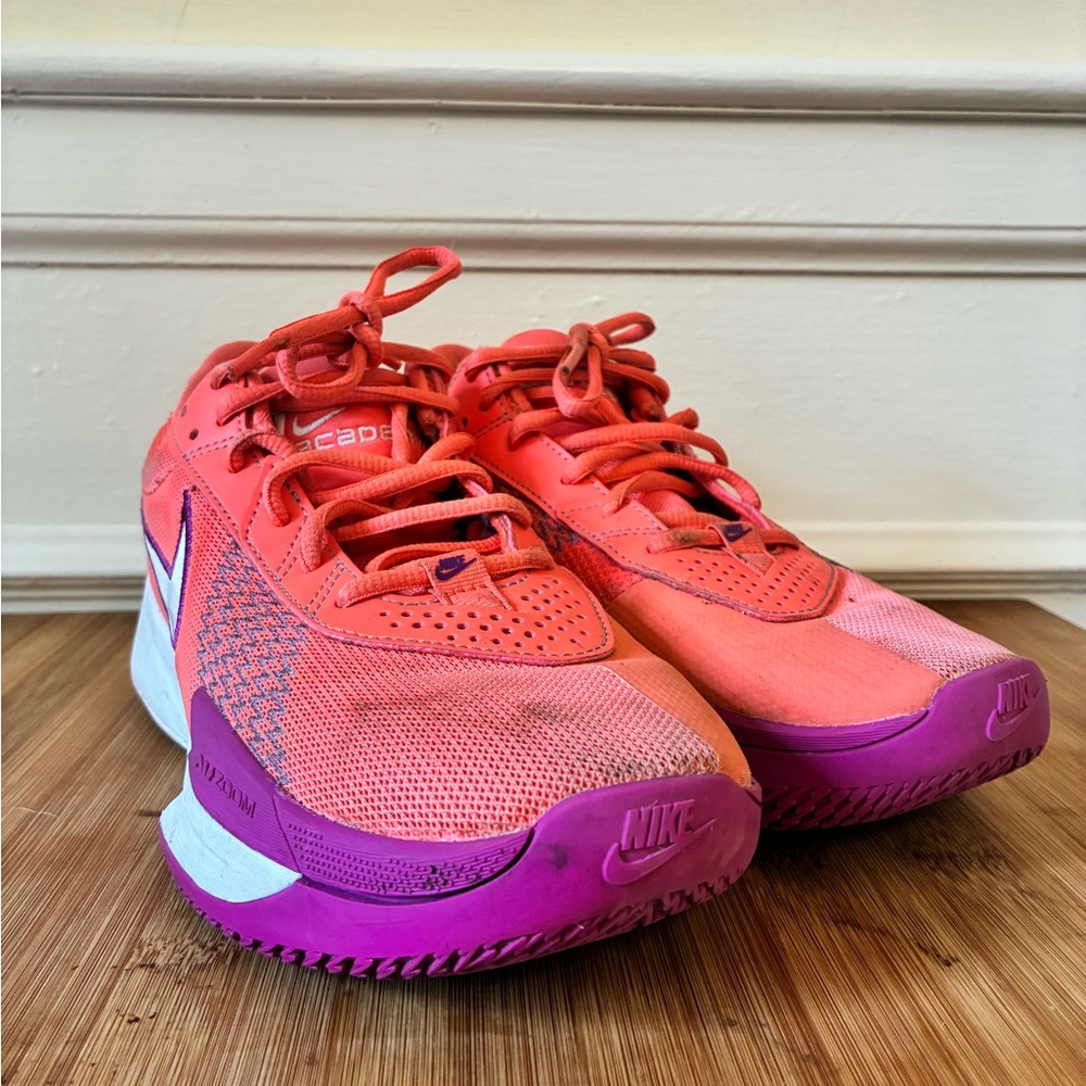 Nike Women's GT Academy Basketball Shoes